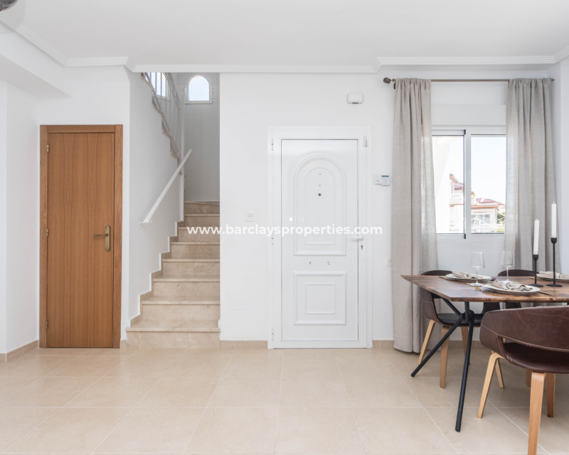 Reventa - Chalet Independiente - Urb. La Marina