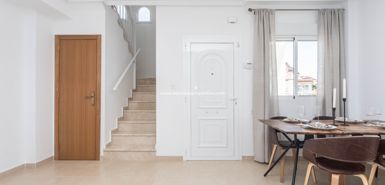 Reventa - Chalet Independiente - Urb. La Marina