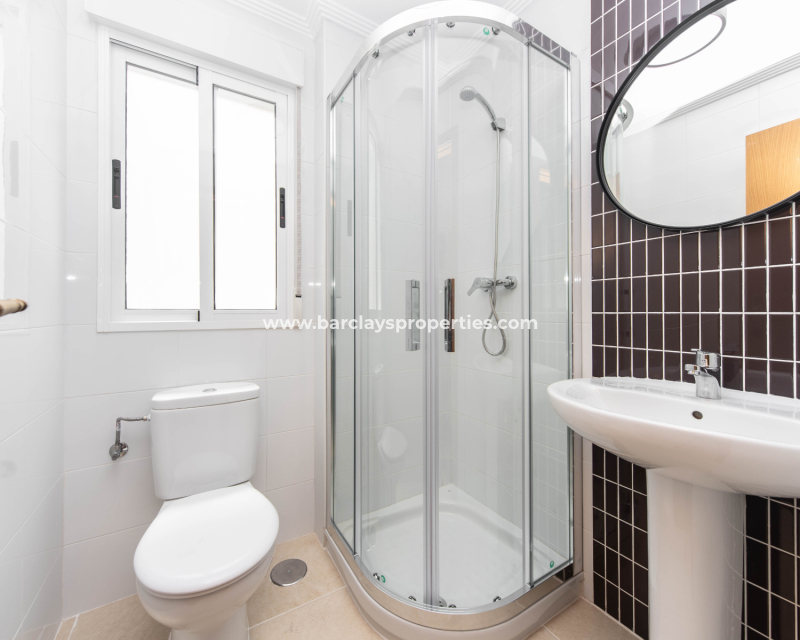 Reventa - Chalet Independiente - Urb. La Marina