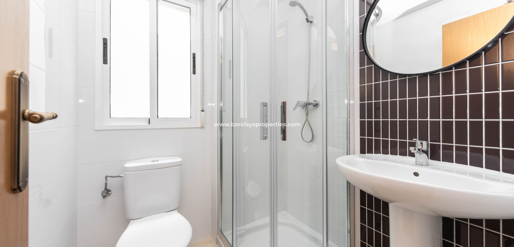 Reventa - Chalet Independiente - Urb. La Marina