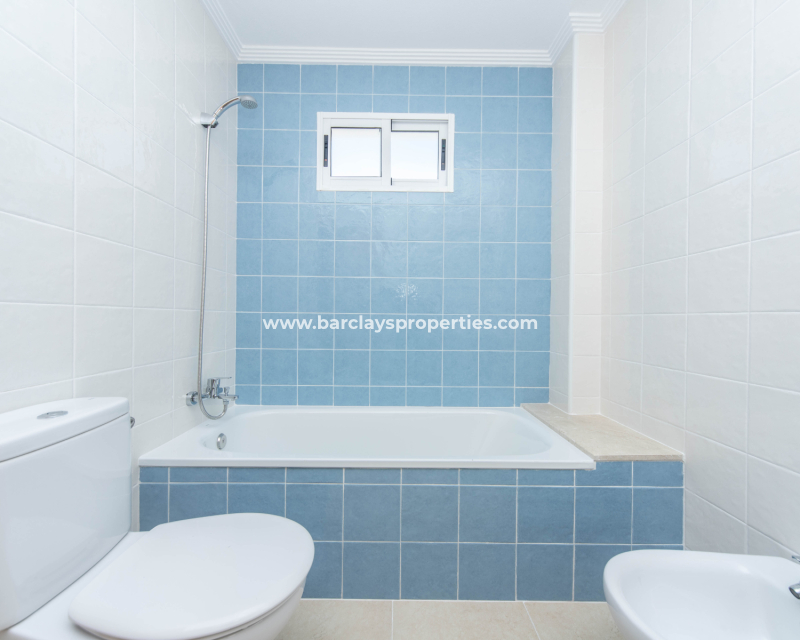 Reventa - Chalet Independiente - Urb. La Marina