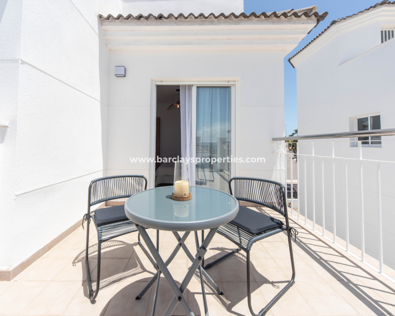 Reventa - Chalet Independiente - Urb. La Marina