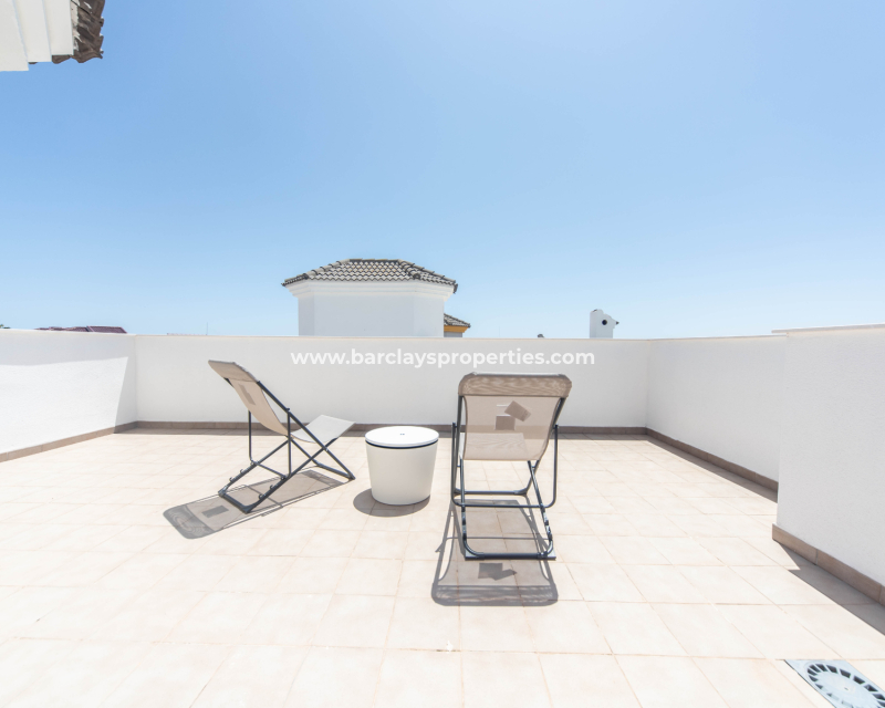 Reventa - Chalet Independiente - Urb. La Marina