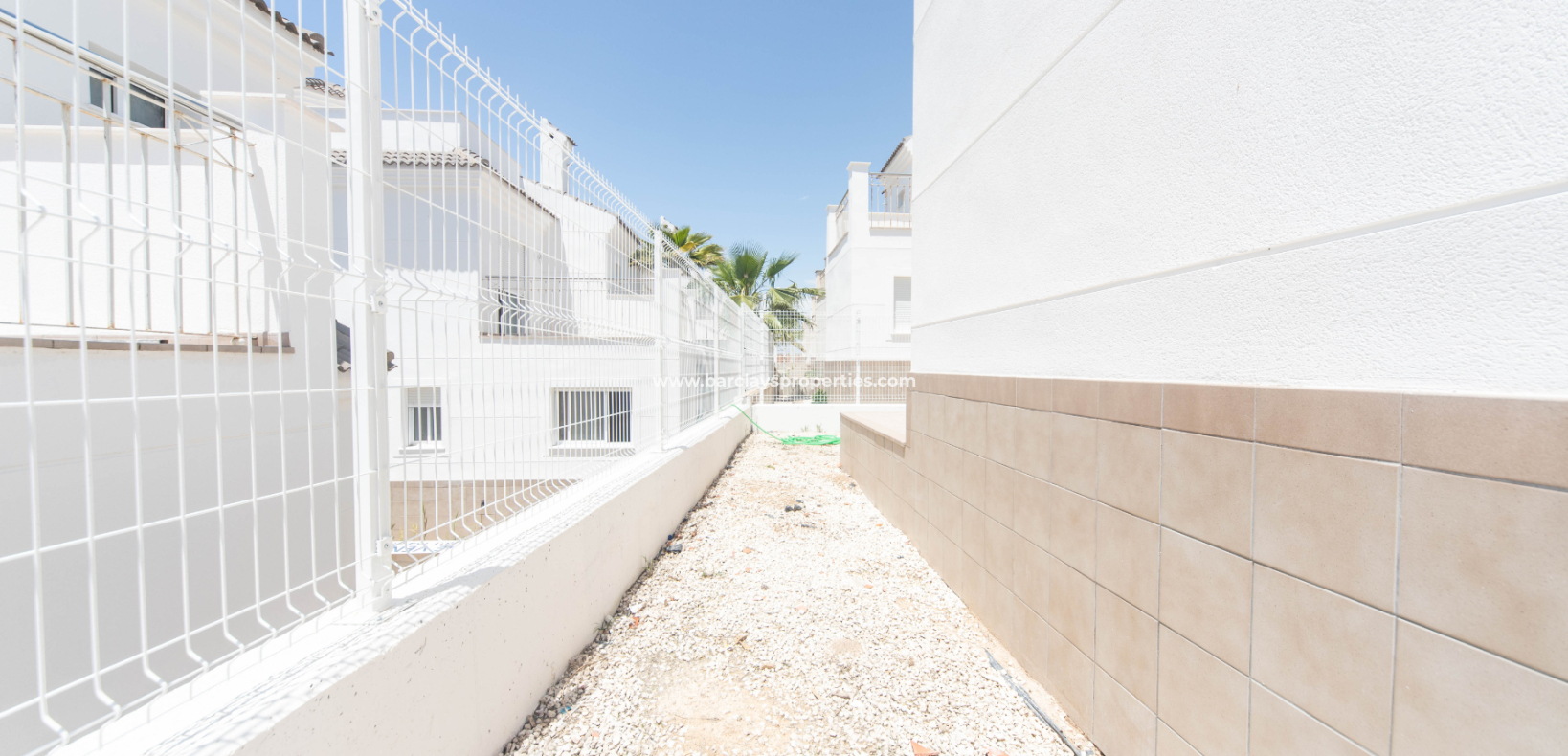 Reventa - Chalet Independiente - Urb. La Marina
