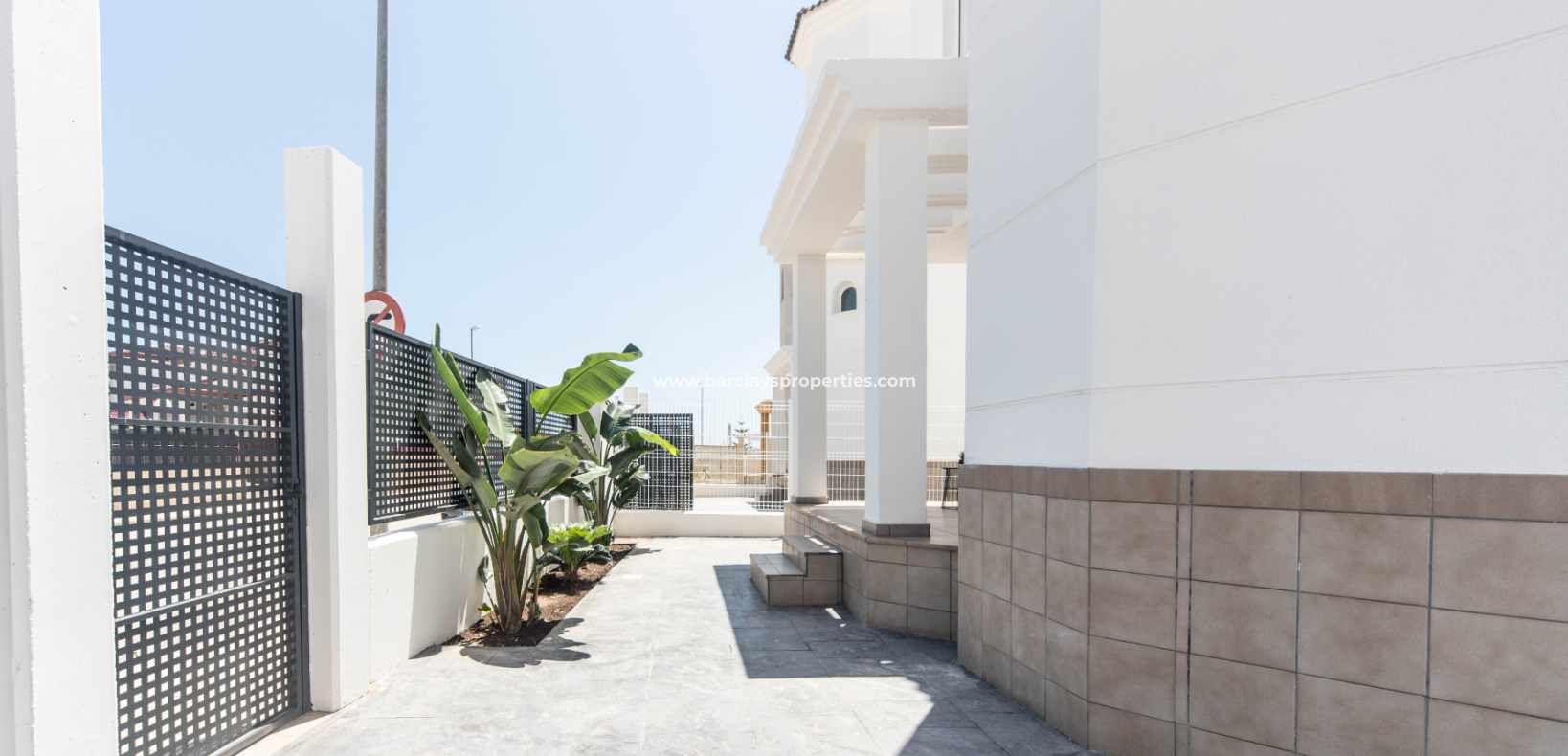Reventa - Chalet Independiente - Urb. La Marina