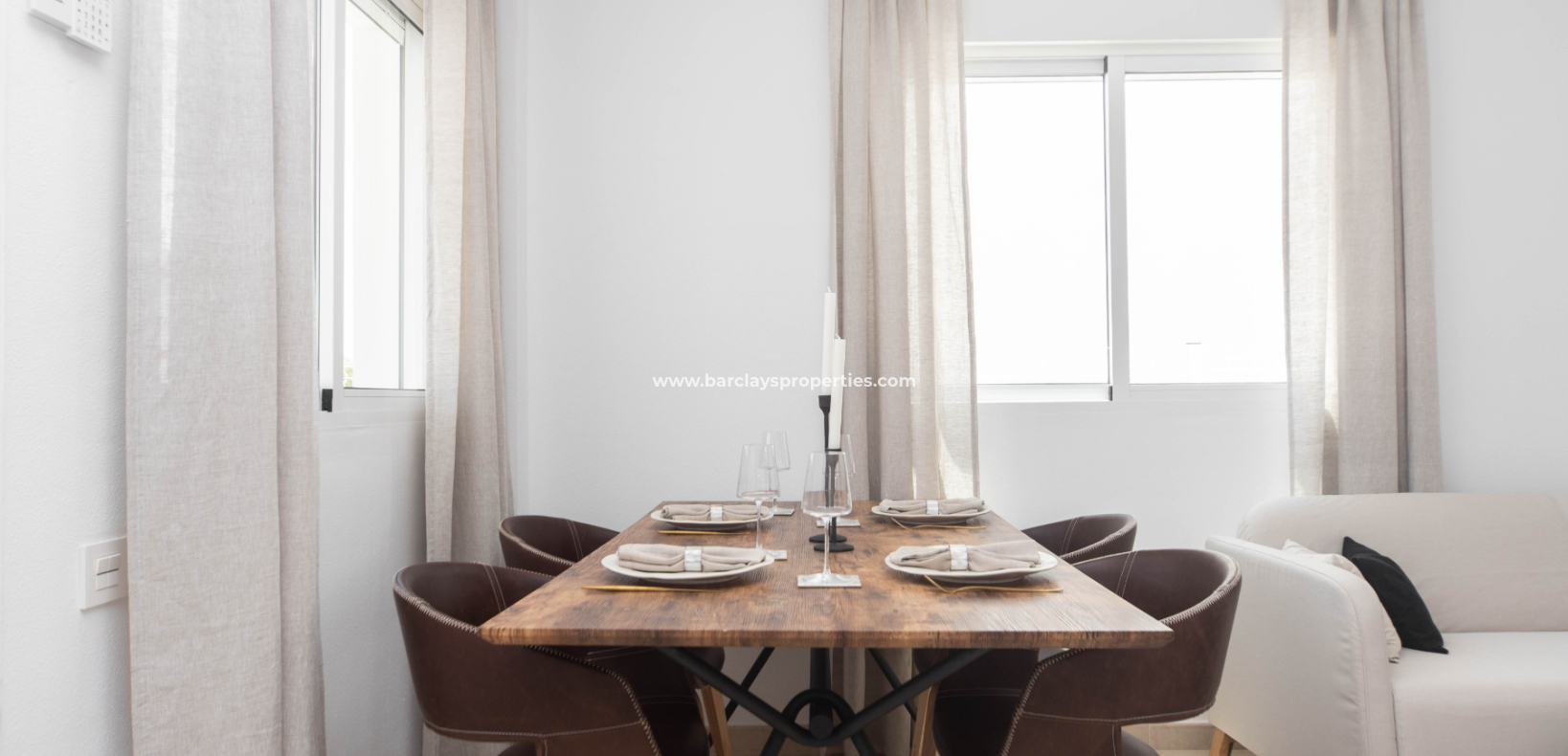 Reventa - Chalet Independiente - Urb. La Marina