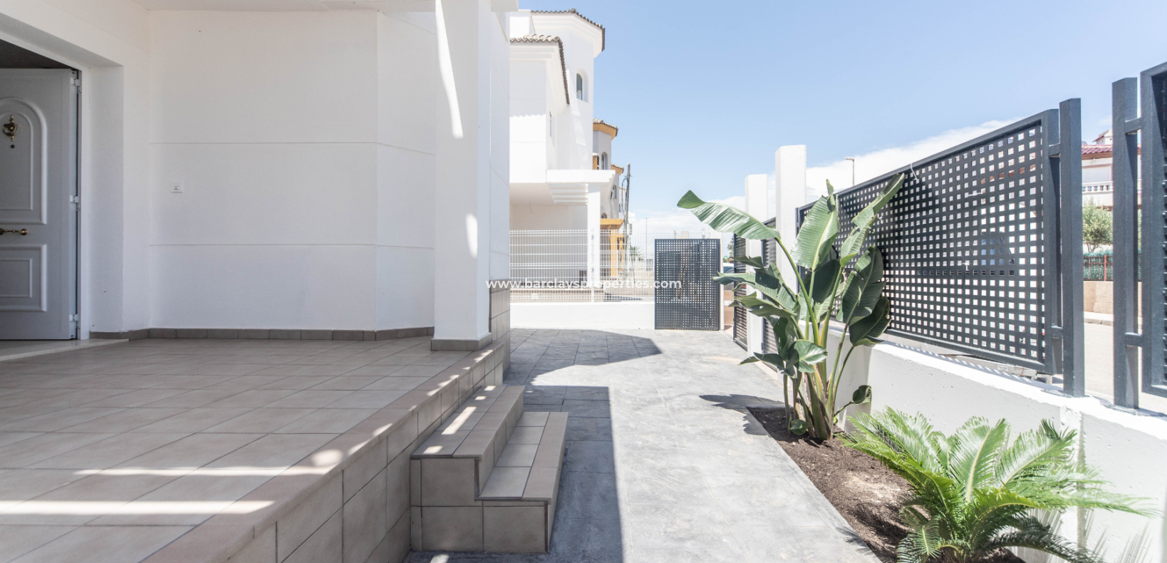Reventa - Chalet Independiente - Urb. La Marina
