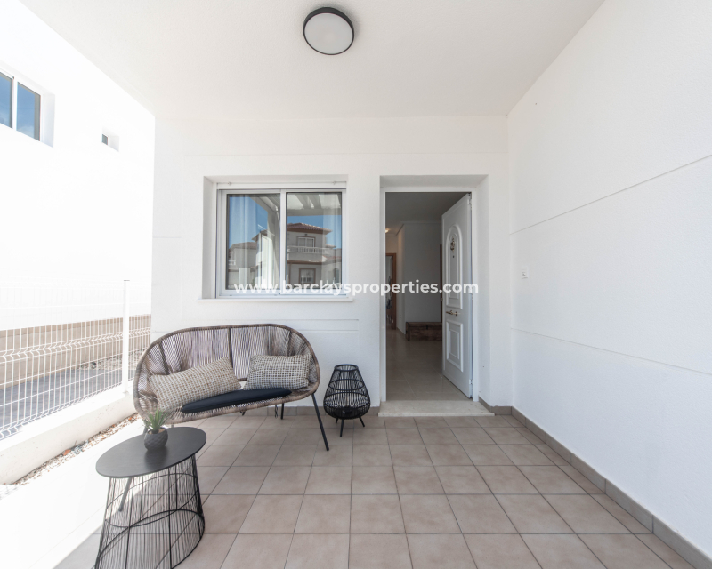 Reventa - Chalet Independiente - Urb. La Marina