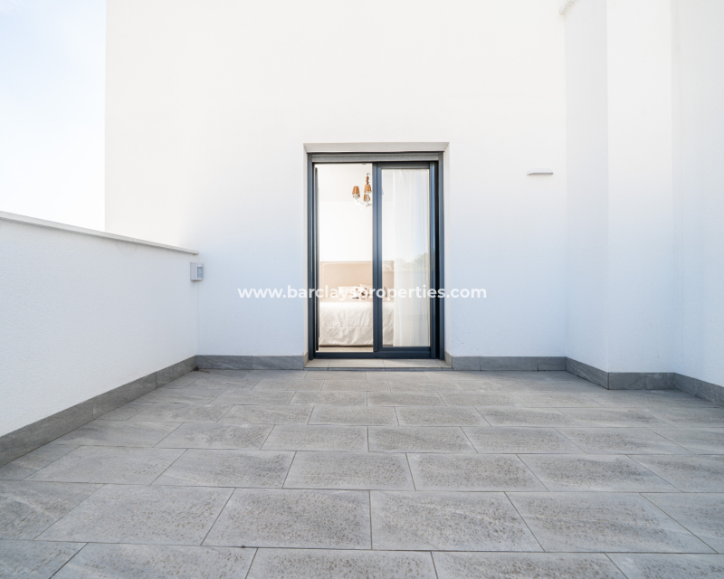 Reventa - Chalet Independiente - Urb. La Marina