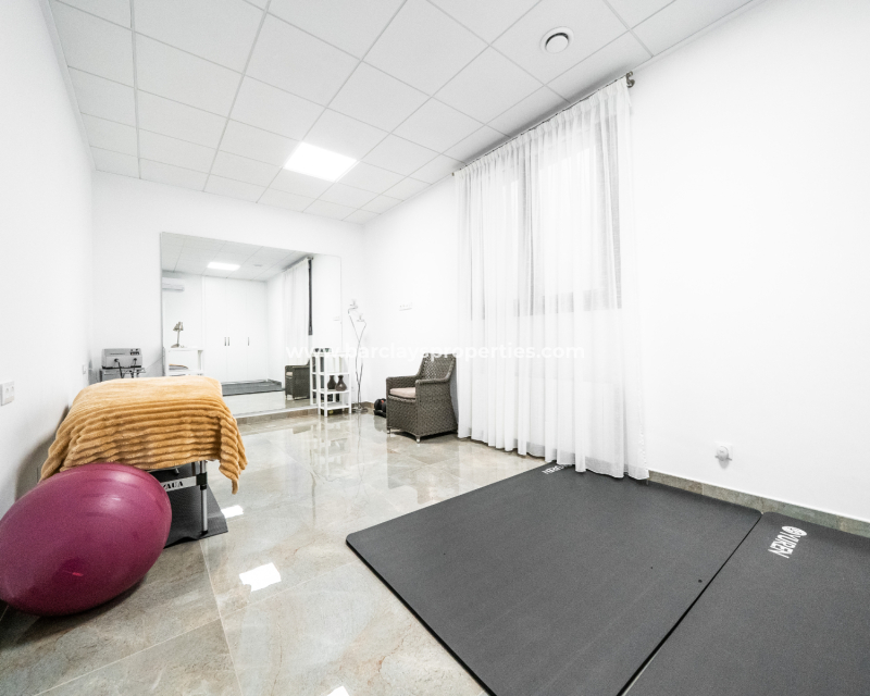 Reventa - Chalet Independiente - Urb. La Marina