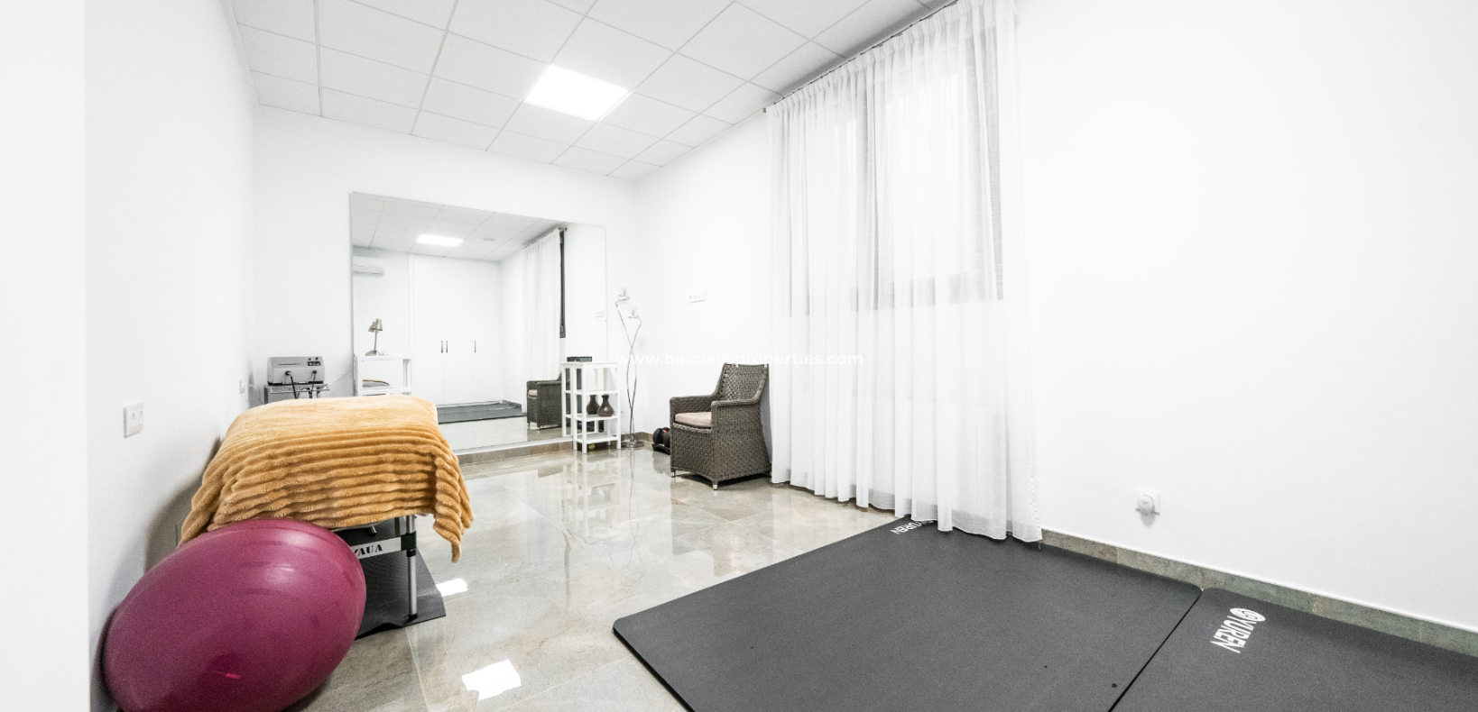Reventa - Chalet Independiente - Urb. La Marina