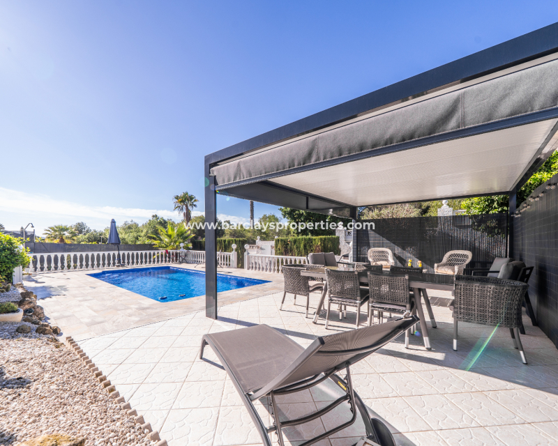 Reventa - Chalet Independiente - Urb. La Marina