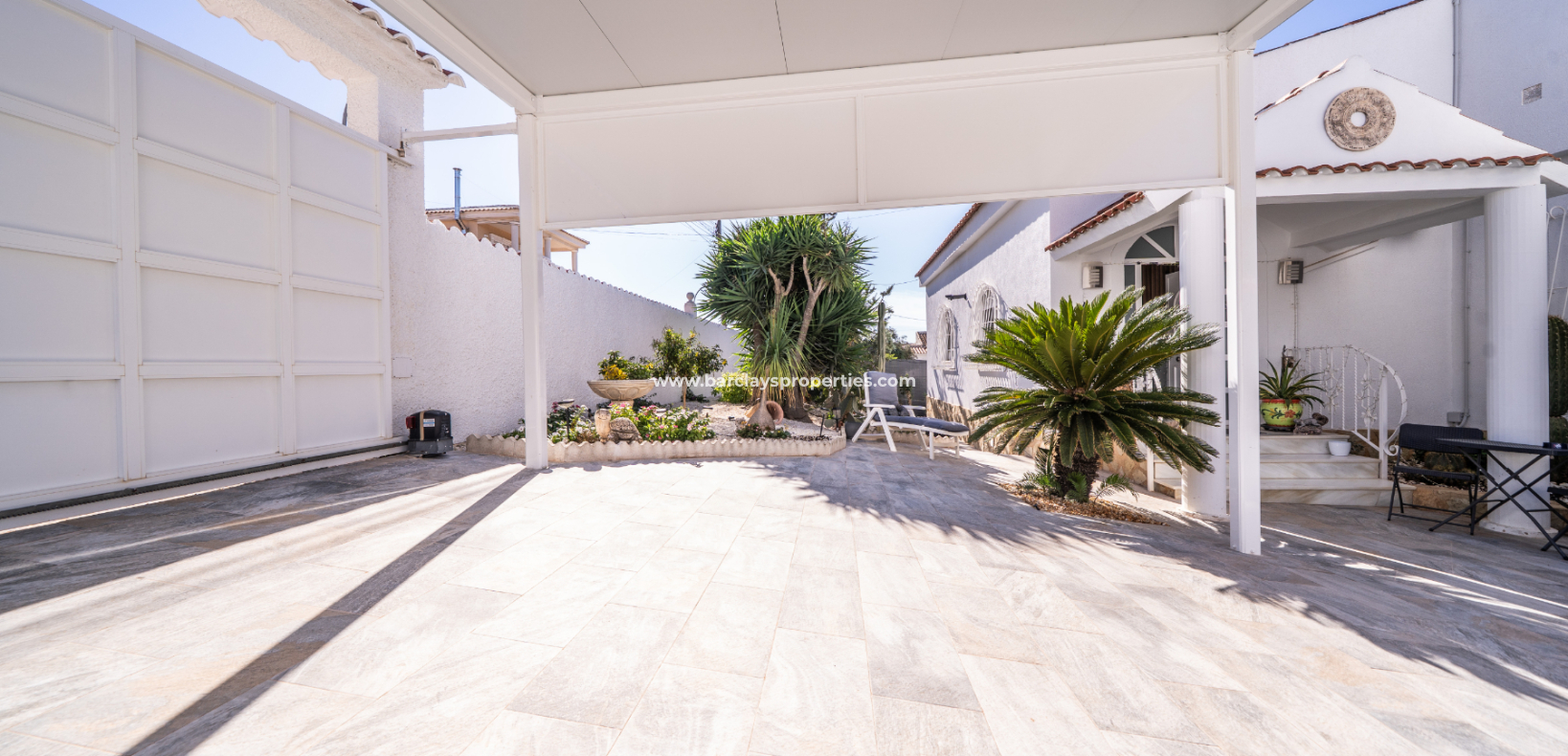Reventa - Chalet Independiente - Urb. La Marina