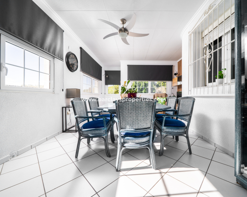 Reventa - Chalet Independiente - Urb. La Marina