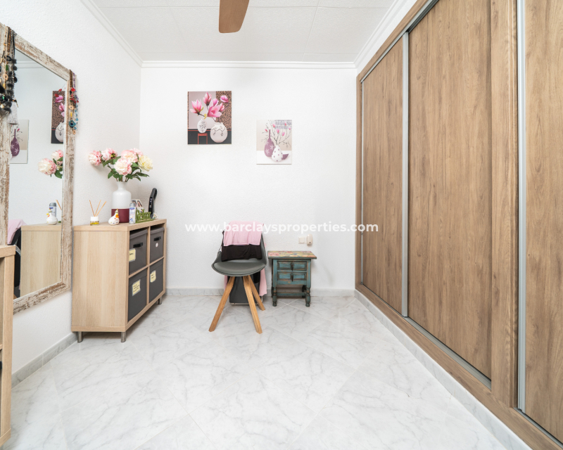 Reventa - Chalet Independiente - Urb. La Marina