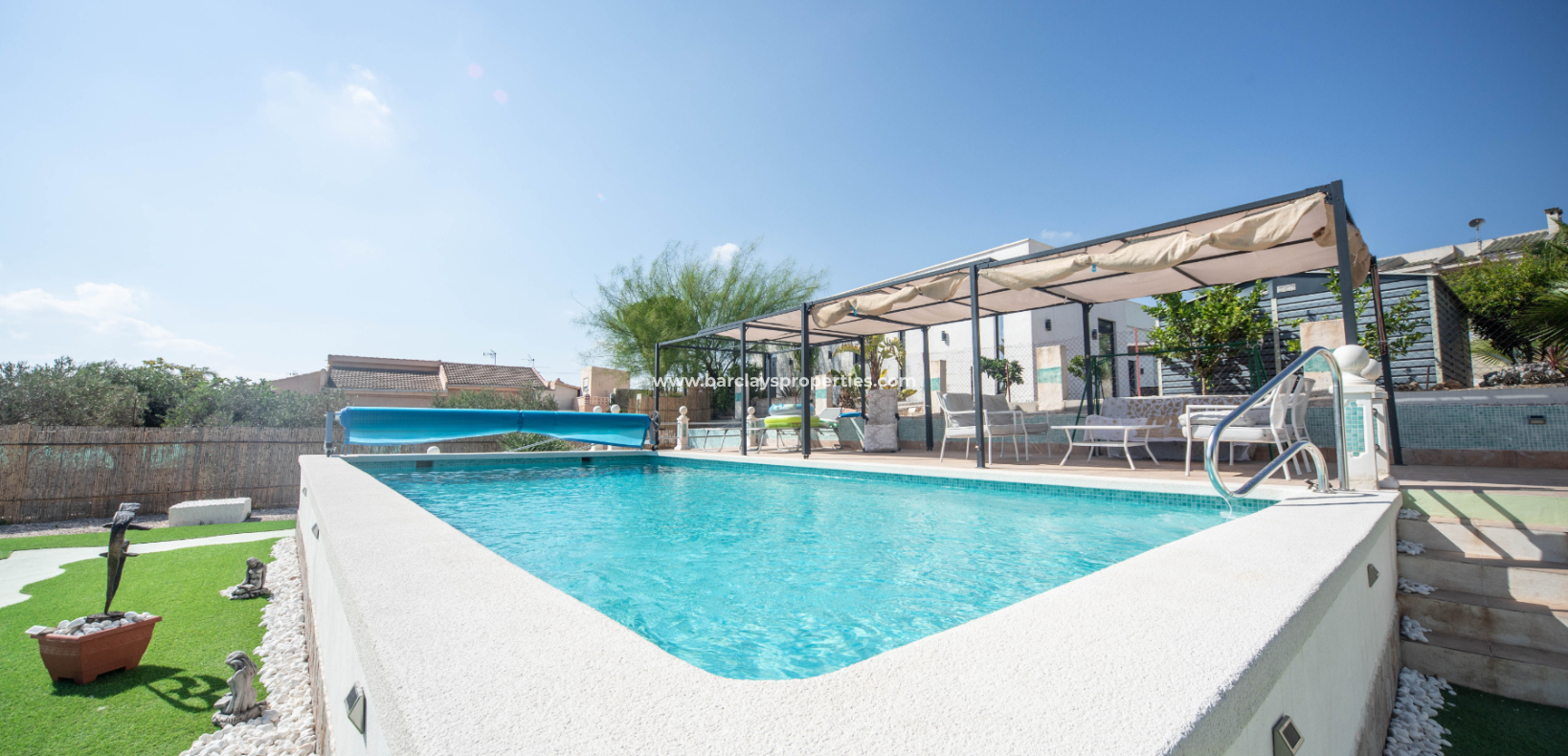 Reventa - Chalet Independiente - Urb. La Marina