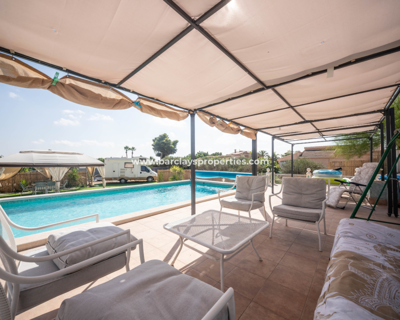 Reventa - Chalet Independiente - Urb. La Marina