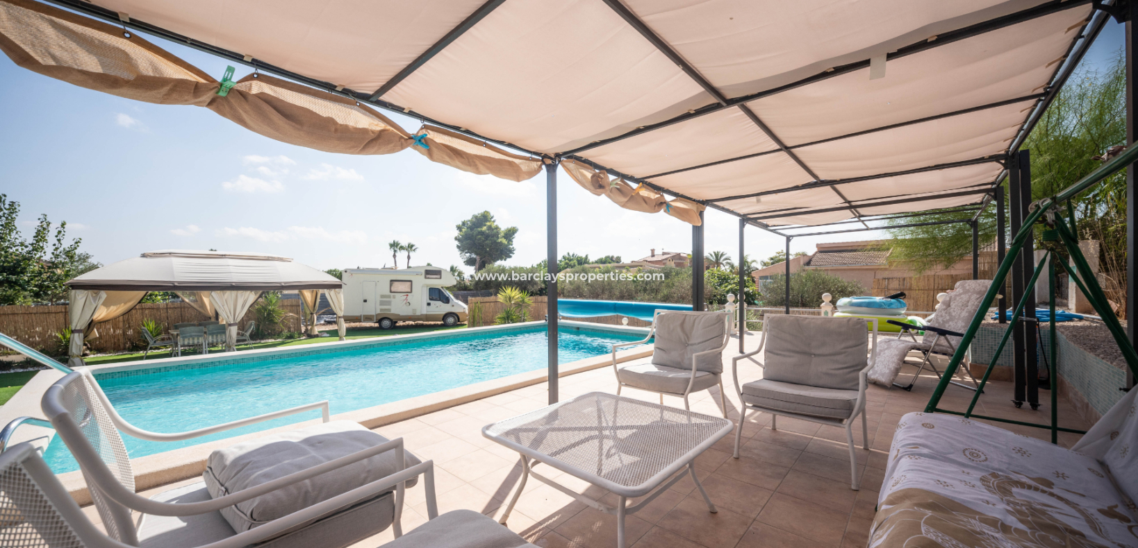 Reventa - Chalet Independiente - Urb. La Marina