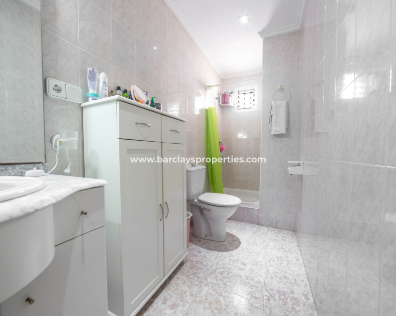 Reventa - Chalet Independiente - Urb. La Marina