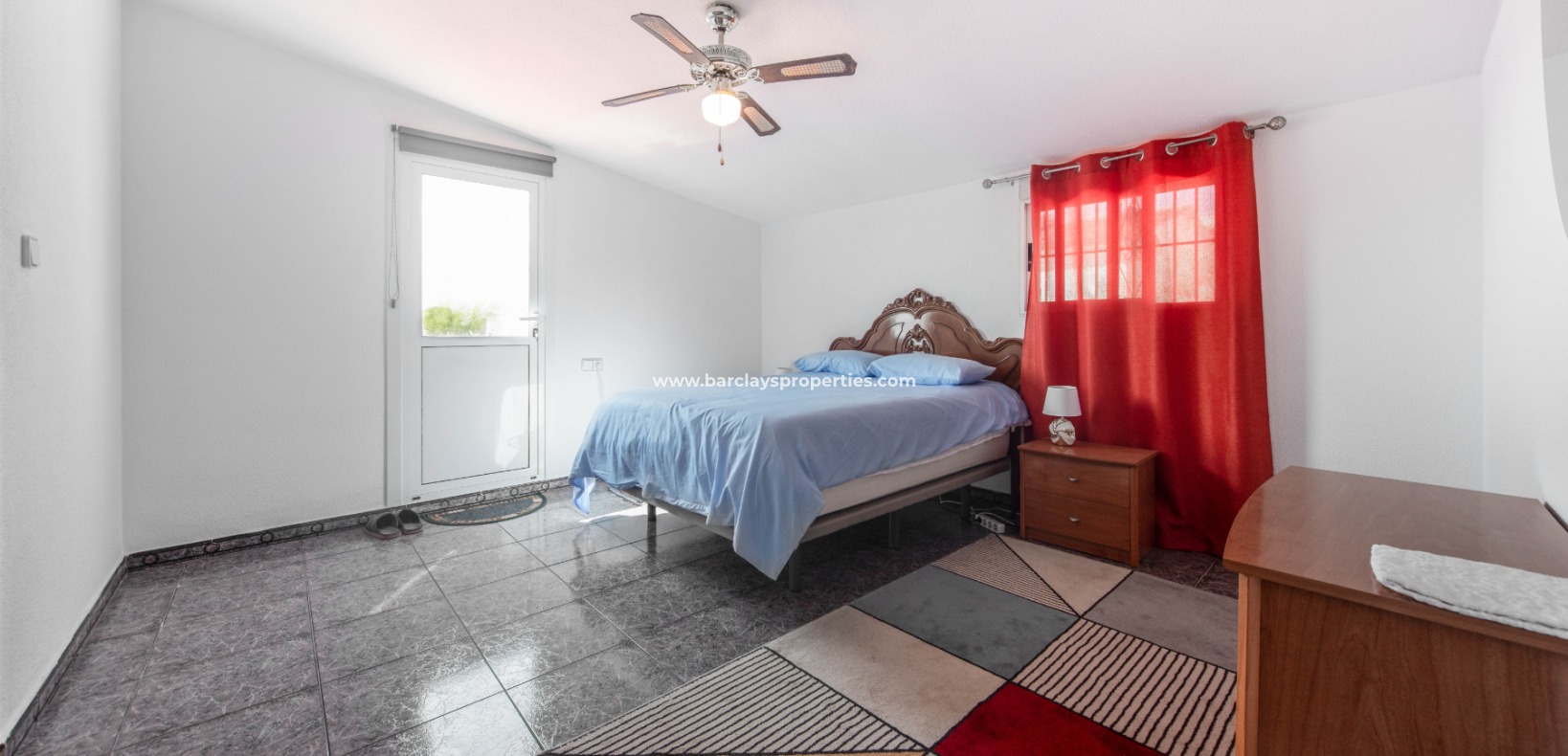 Reventa - Chalet Independiente - Urb. La Marina