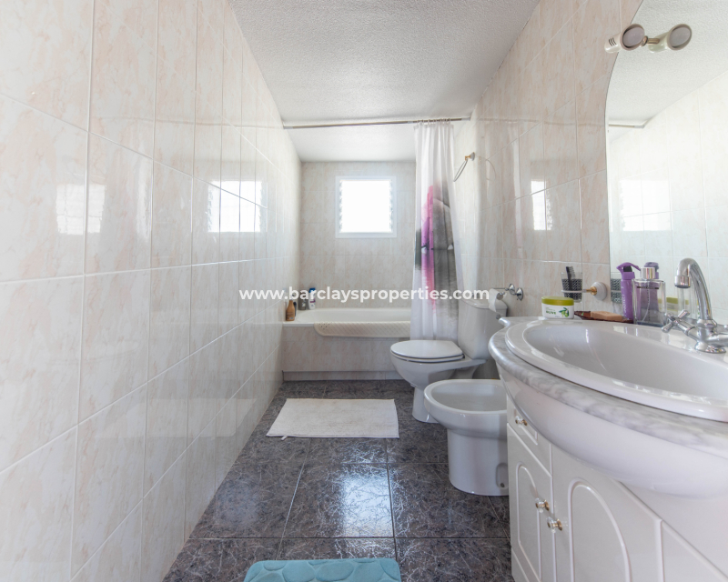 Reventa - Chalet Independiente - Urb. La Marina