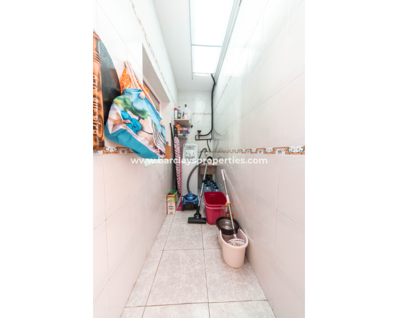 Reventa - Chalet Independiente - Urb. La Marina