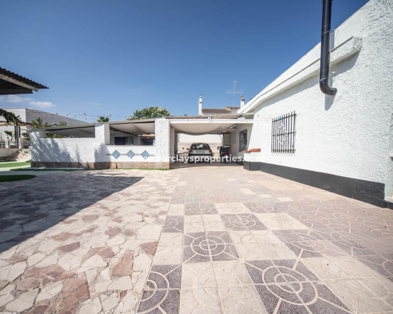 Reventa - Chalet Independiente - Urb. La Marina