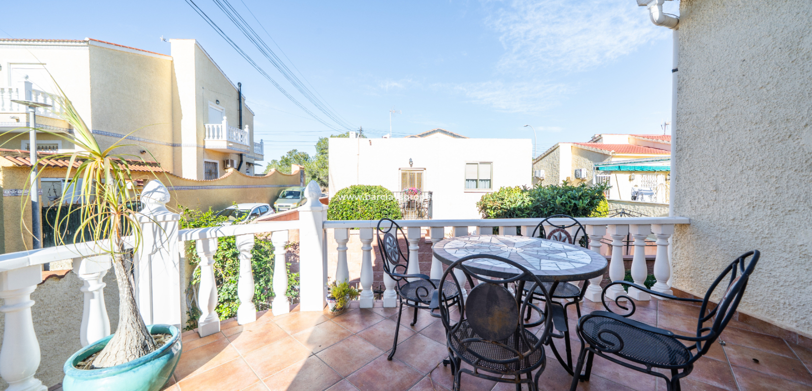 Reventa - Chalet Independiente - Urb. La Marina