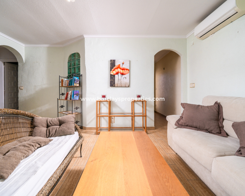 Reventa - Chalet Independiente - Urb. La Marina
