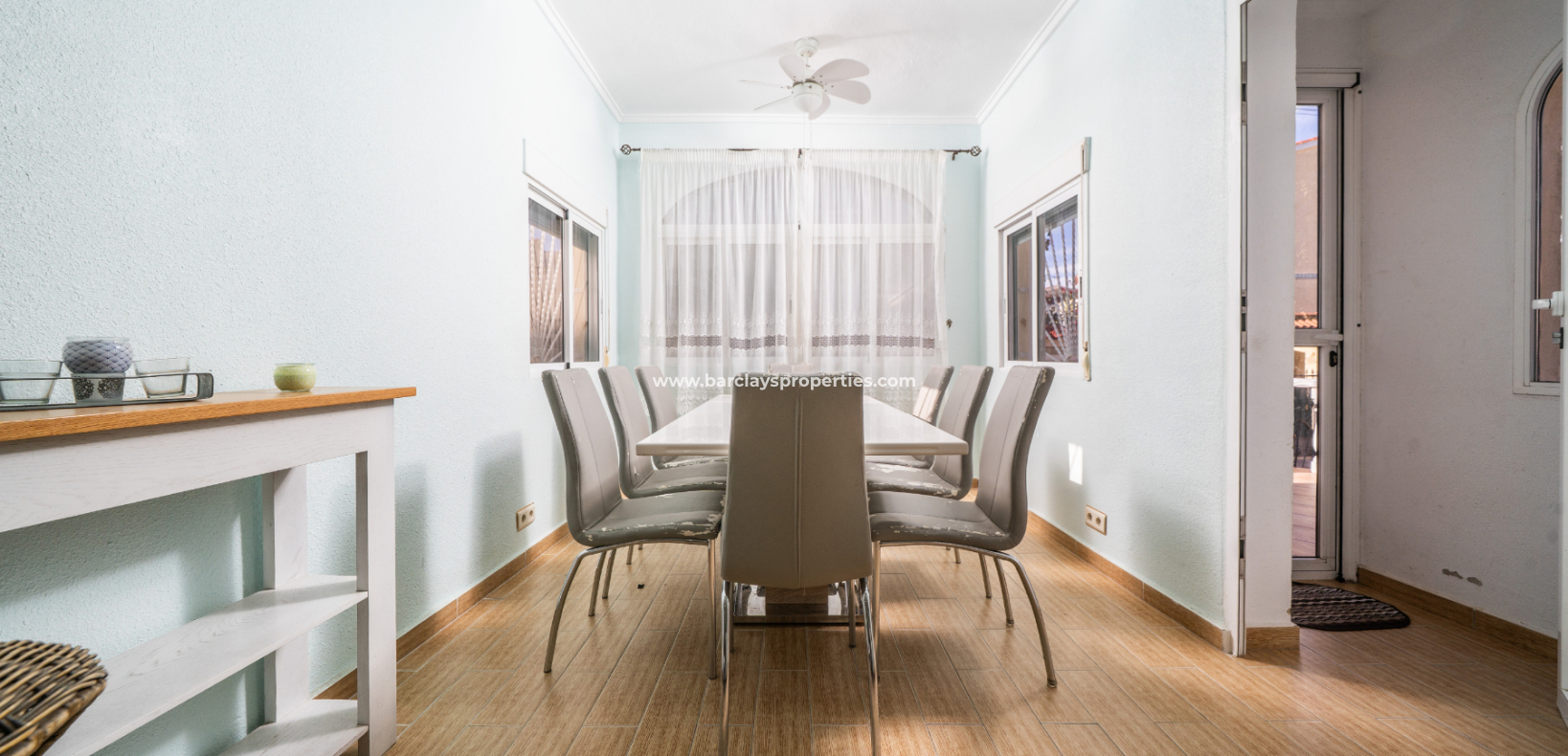 Reventa - Chalet Independiente - Urb. La Marina