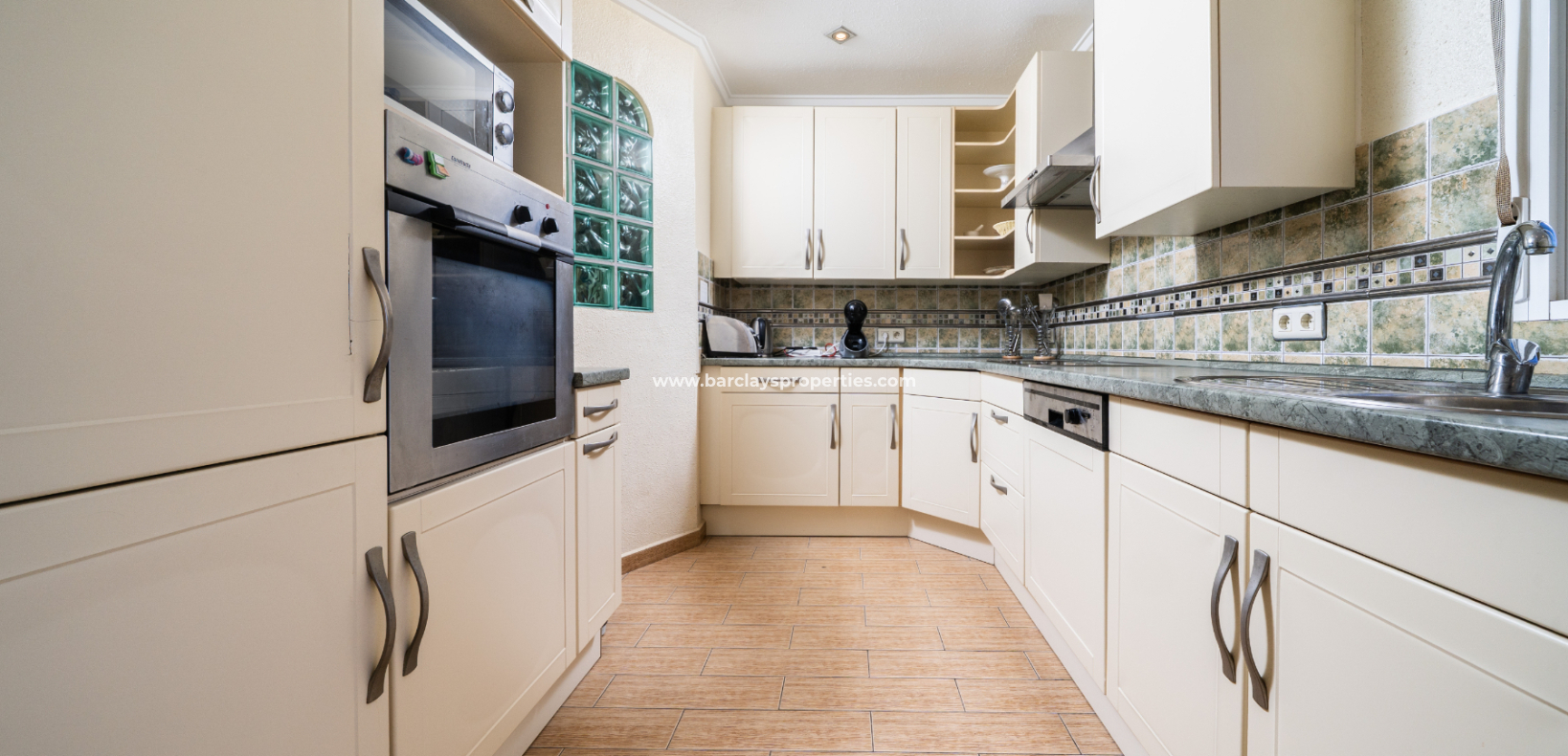 Reventa - Chalet Independiente - Urb. La Marina