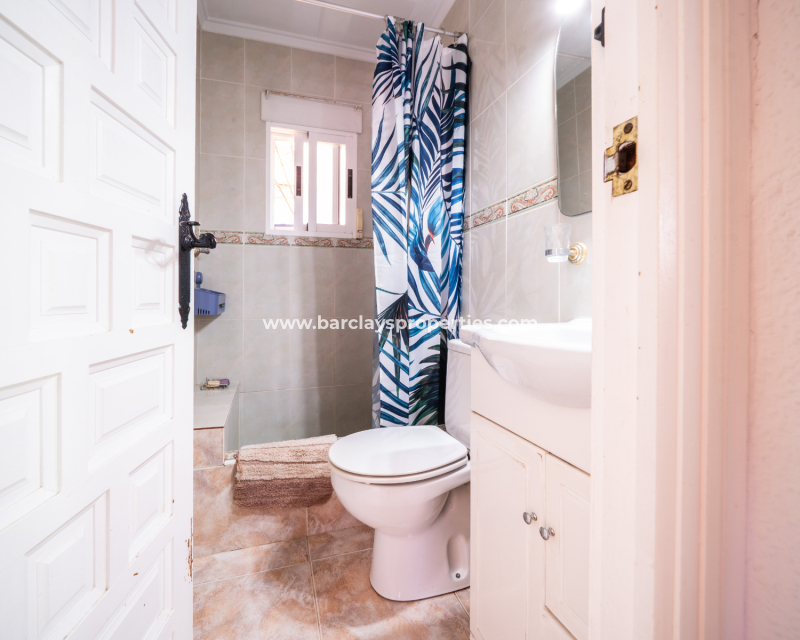 Reventa - Chalet Independiente - Urb. La Marina