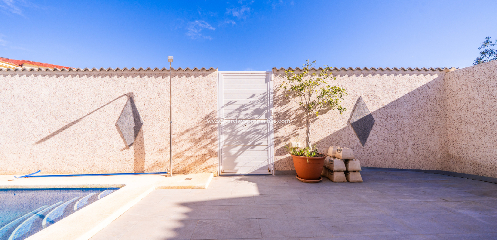 Reventa - Chalet Independiente - Urb. La Marina