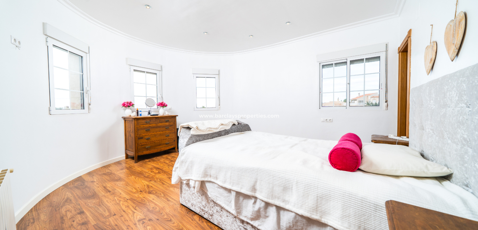 Reventa - Chalet Independiente - Urb. La Marina