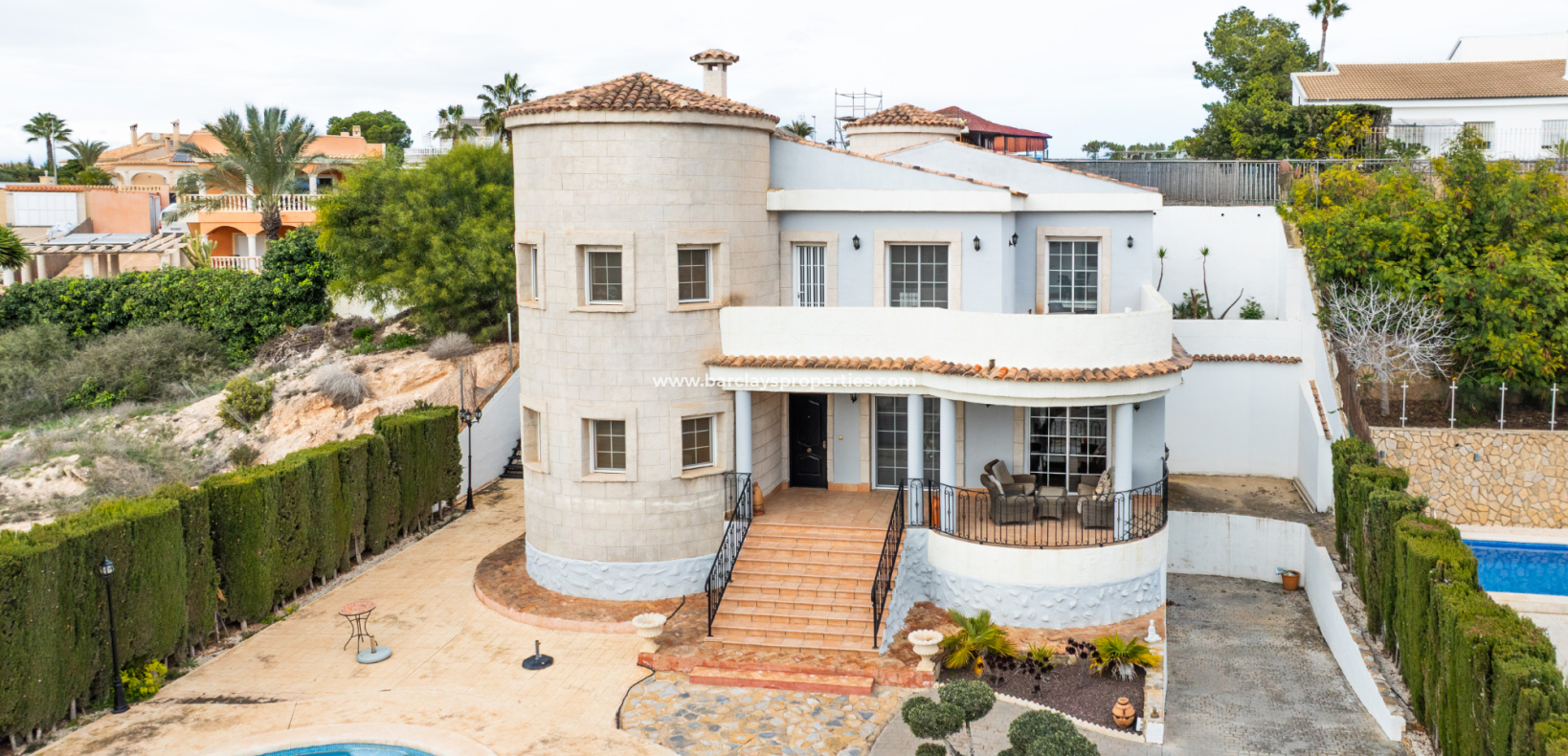 Reventa - Chalet Independiente - Urb. La Marina