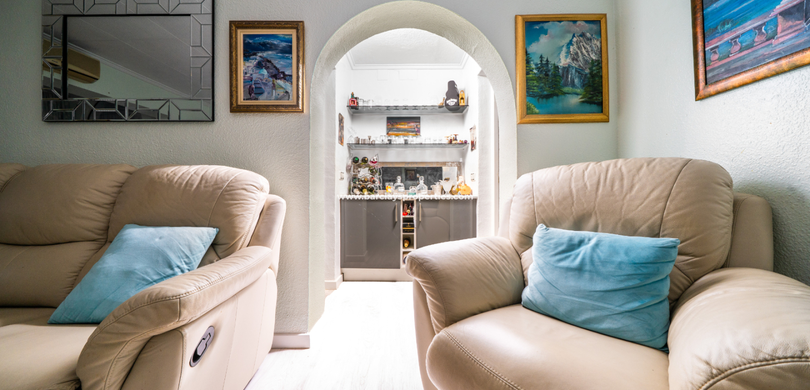 Reventa - Chalet Independiente - Urb. La Marina
