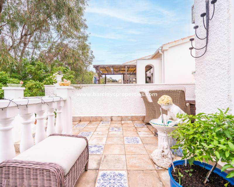 Reventa - Chalet Independiente - Urb. La Marina