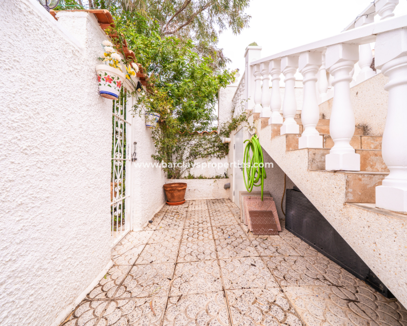 Reventa - Chalet Independiente - Urb. La Marina