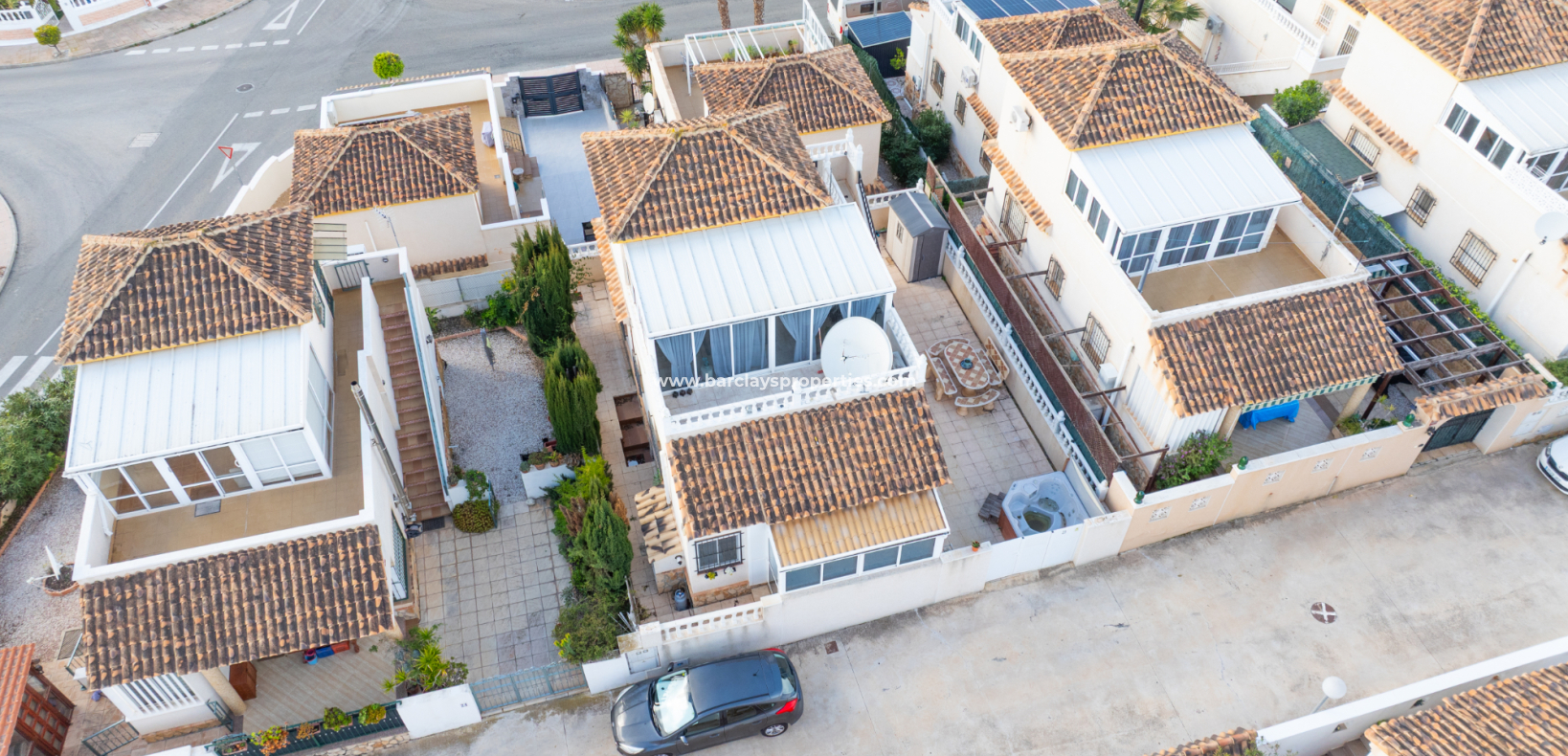 Reventa - Chalet Independiente - Urb. La Marina
