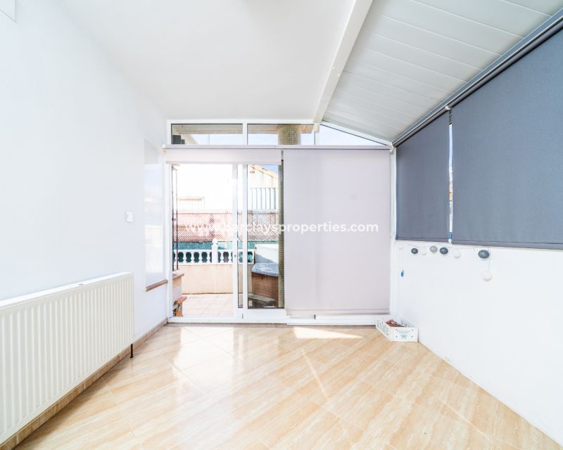Reventa - Chalet Independiente - Urb. La Marina
