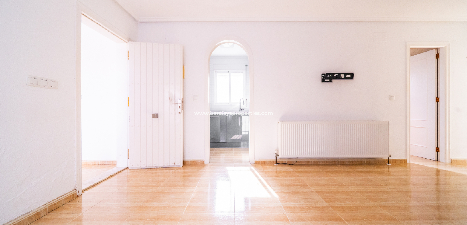 Reventa - Chalet Independiente - Urb. La Marina