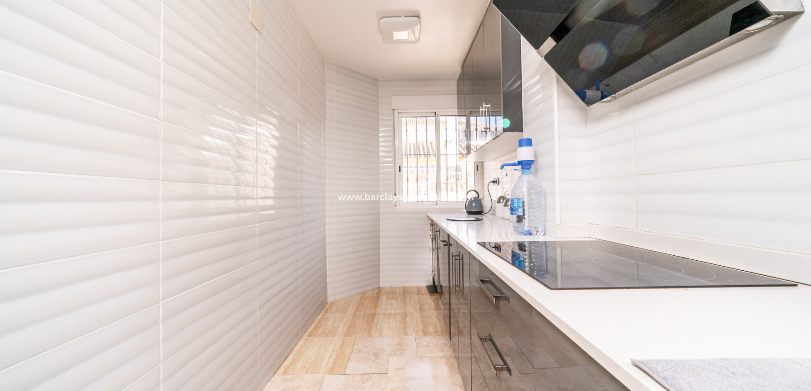 Reventa - Chalet Independiente - Urb. La Marina