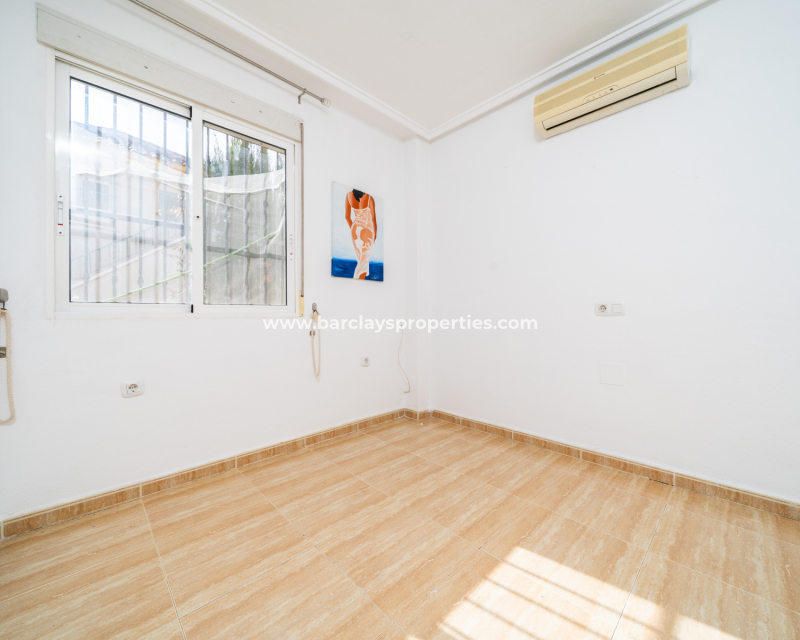 Reventa - Chalet Independiente - Urb. La Marina
