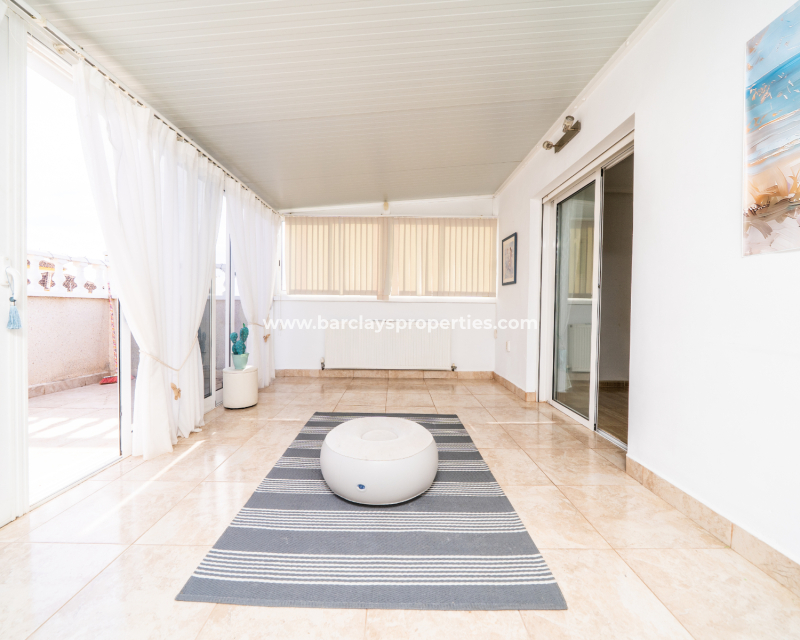 Reventa - Chalet Independiente - Urb. La Marina