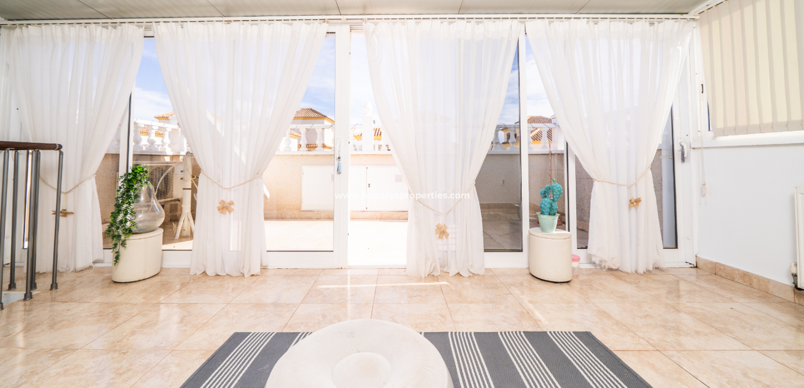 Reventa - Chalet Independiente - Urb. La Marina