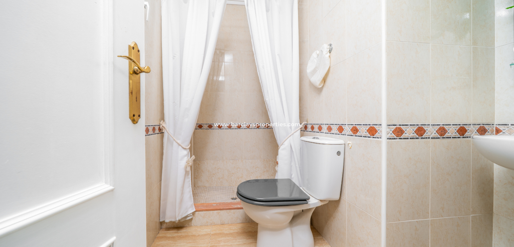 Reventa - Chalet Independiente - Urb. La Marina