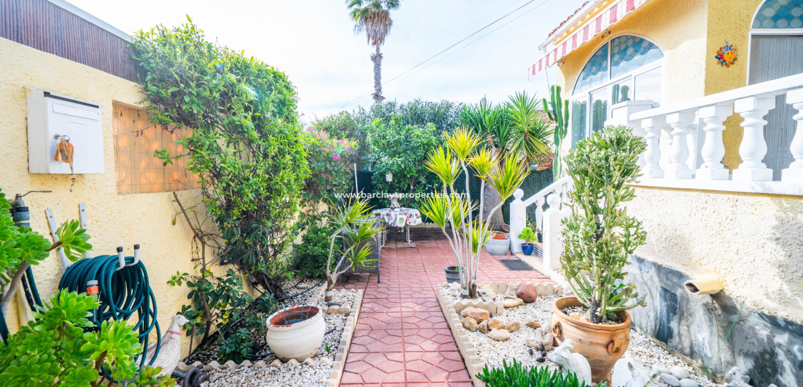 Reventa - Chalet Independiente - Urb. La Marina