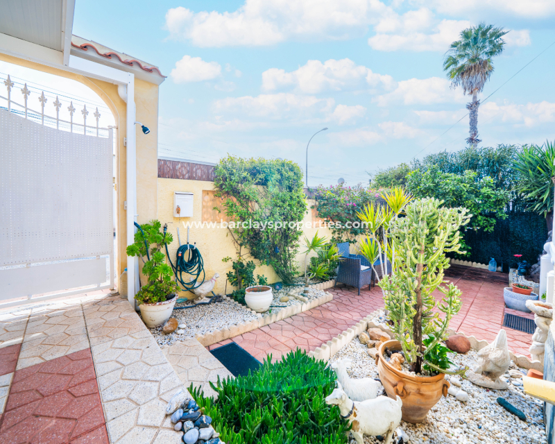Reventa - Chalet Independiente - Urb. La Marina