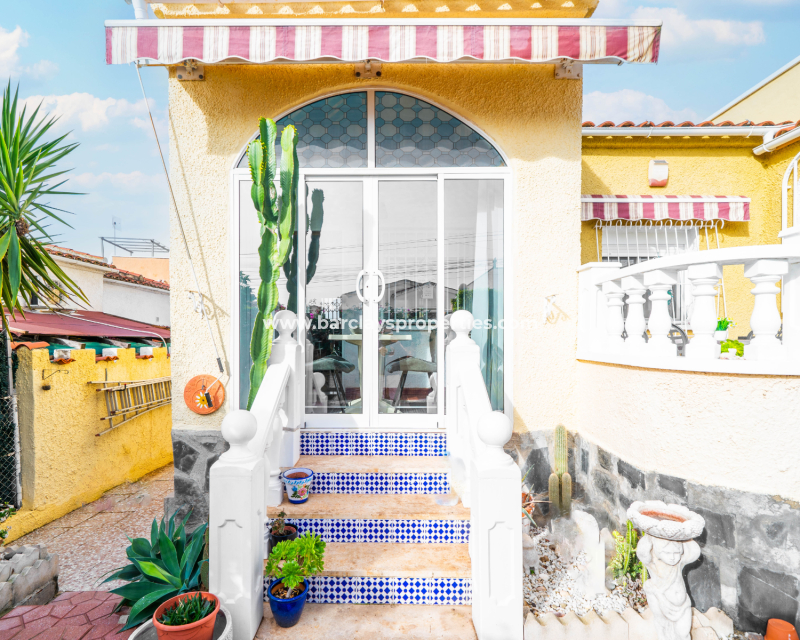 Reventa - Chalet Independiente - Urb. La Marina