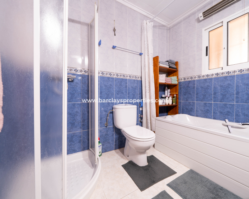 Reventa - Chalet Independiente - Urb. La Marina